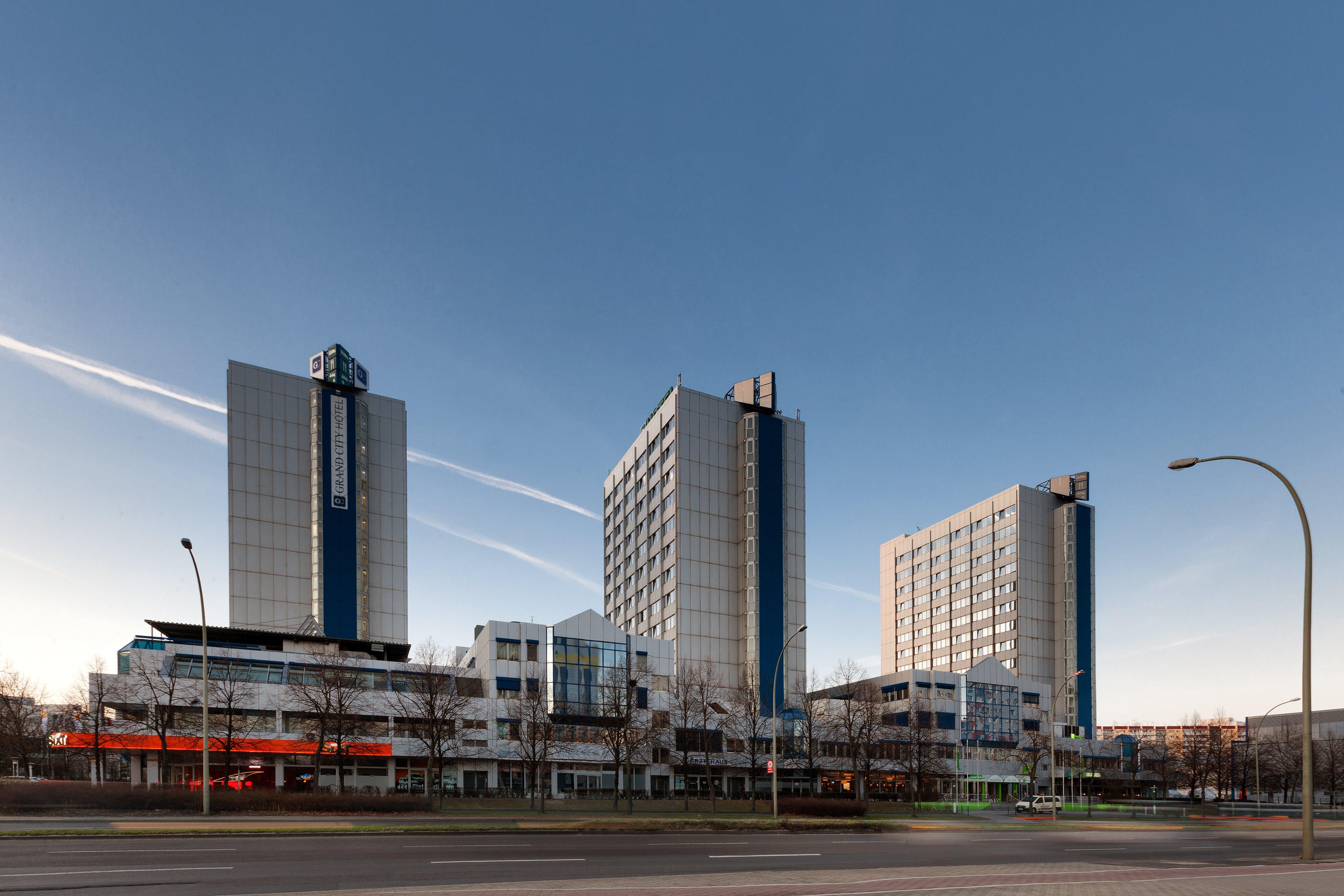 Holiday Inn Berlin City-East Landsberger Allee, An Ihg Hotel Exterior photo